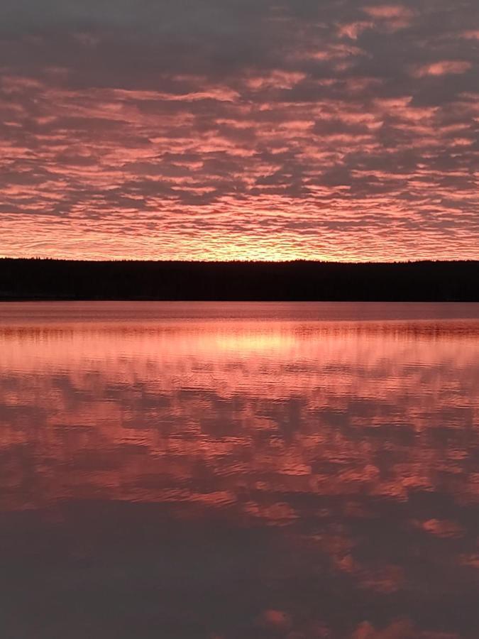 Villanorva Saarenkylä Buitenkant foto